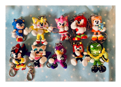 sonic and friends clay charms.jpg